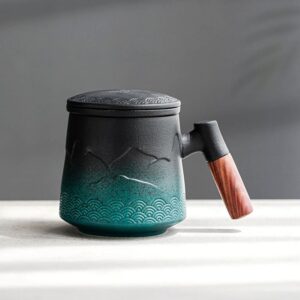 black-green gradient loose leaf tea infuser mug with lid strainer and wood handle