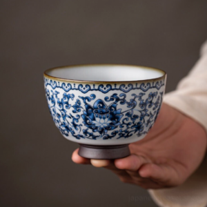 hand-painted 4.4oz japanese tea bowl blue and white porcelain main view