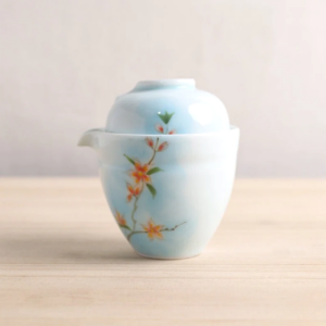 Hand painted ceramic style A Japanese 5.7oz portable travel tea set