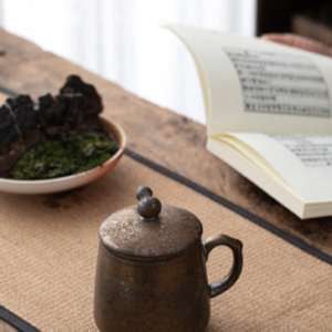 japanese gourd handle loose leaf tea infuser mug with lid full product view