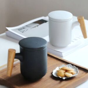 Japanese ceramic loose leaf tea infuser mug with wood handle overall view