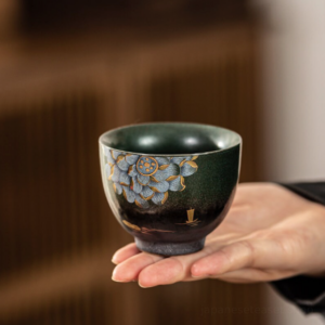 full product view of hand painted japanese lotus tea cup with travel bag