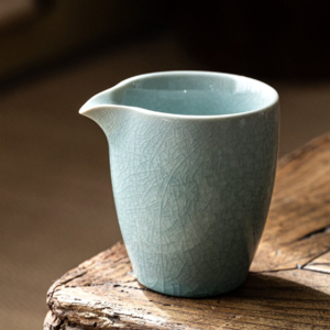 japanese ru kiln ice crackle craquelure fairness cup main view