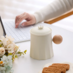 japanese loose leaf tea infuser mug with built in filter and wood handle