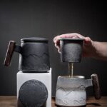 japanese loose leaf tea infuser mug with lid full product view