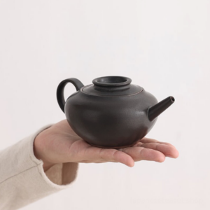 hand held matte black japanese ceramic teapot 6.7oz with built-in infuser