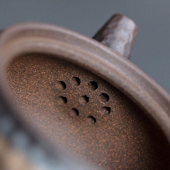 built-in multi-hole filter inside vintage japanese kyusu teapot